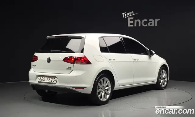 Volkswagen Golf 2015 1.6 автомат (гидро), миниатюра 2 Volkswagen Golf 2015 1.6 автомат (гидро), миниатюра 2