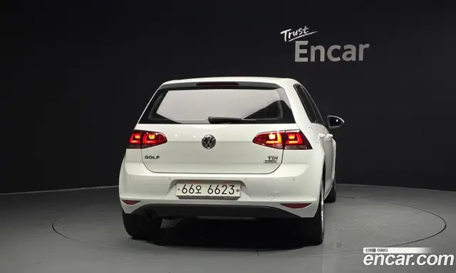 Volkswagen Golf 2015 1.6 автомат (гидро), миниатюра 4 Volkswagen Golf 2015 1.6 автомат (гидро), миниатюра 4