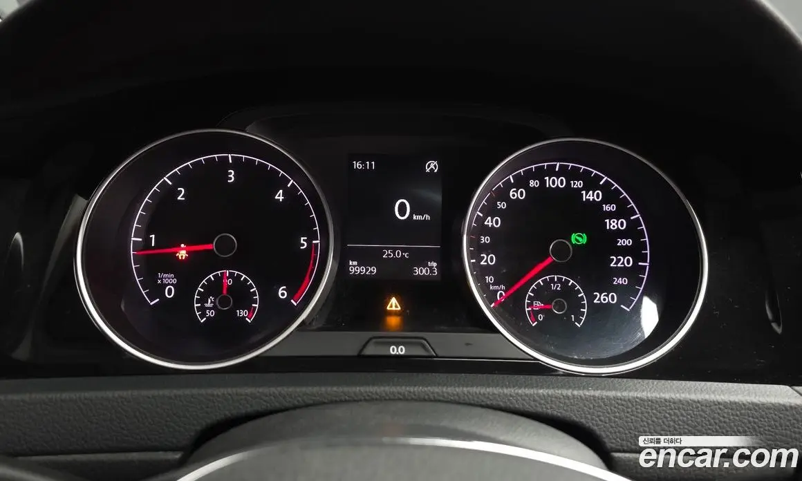 Volkswagen Golf 2015 1.6 автомат (гидро), фото 8 Volkswagen Golf 2015 1.6 автомат (гидро), фото 8