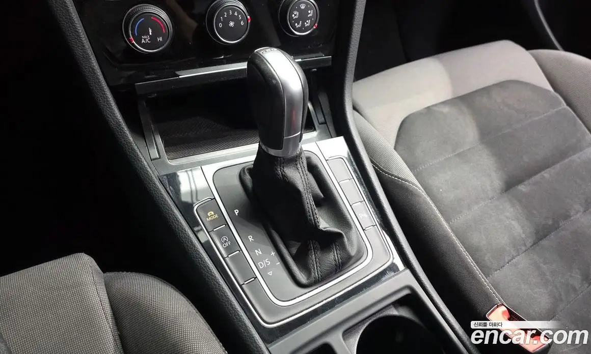 Volkswagen Golf 2015 1.6 автомат (гидро), фото 9 Volkswagen Golf 2015 1.6 автомат (гидро), фото 9