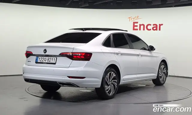 Volkswagen Jetta 2021 1.4 автомат (гидро), миниатюра 2