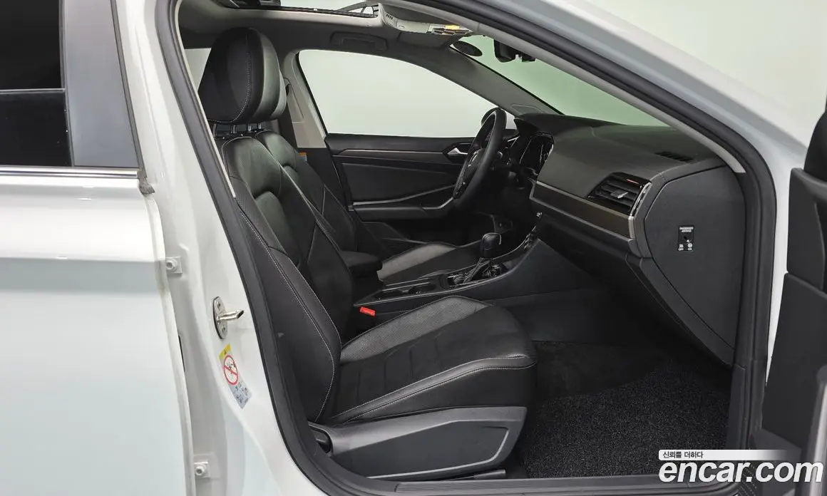 Volkswagen Jetta 2021 1.4 автомат (гидро), фото 16