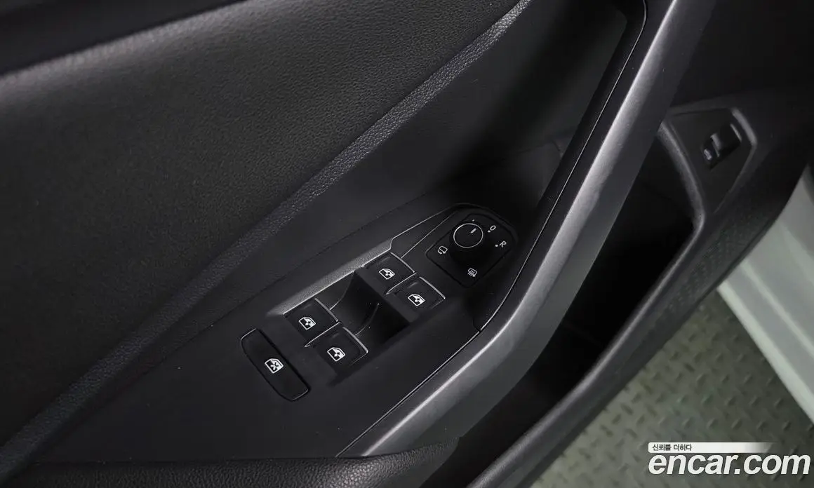 Volkswagen Jetta 2021 1.4 автомат (гидро), фото 31