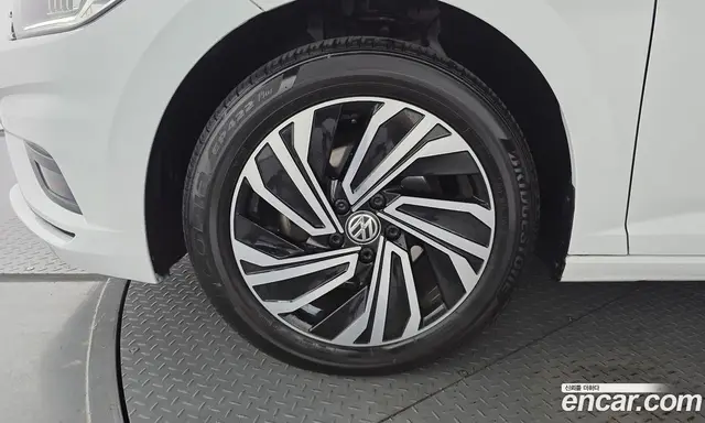 Volkswagen Jetta 2021 1.4 автомат (гидро), миниатюра 5
