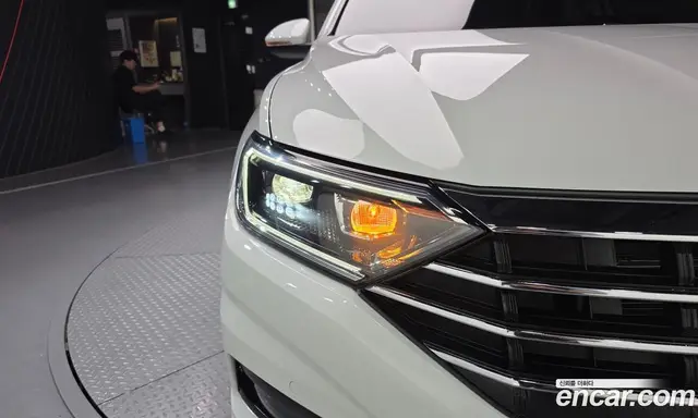 Volkswagen Jetta 2021 1.4 автомат (гидро), миниатюра 8