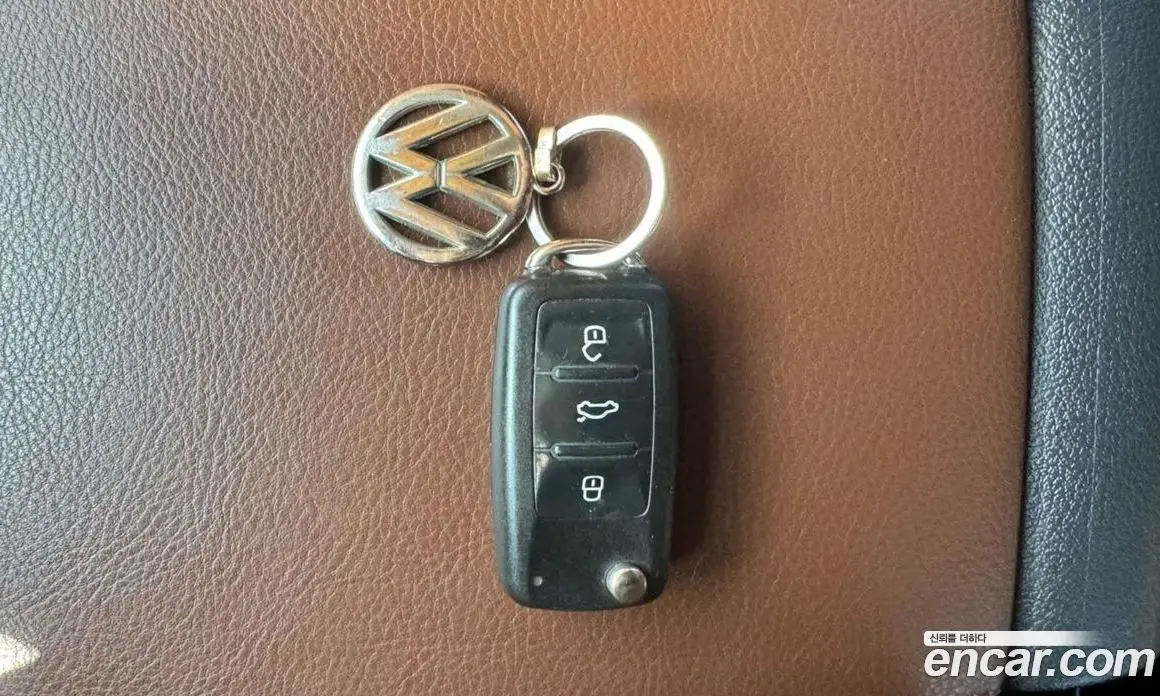 Volkswagen Tiguan 2016 2.0 автомат (гидро), фото 20 Volkswagen Tiguan 2016 2.0 автомат (гидро), фото 20