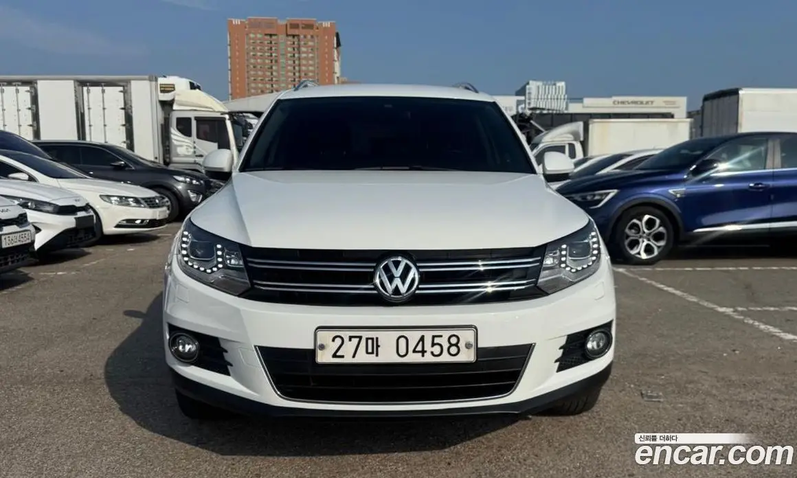 Volkswagen Tiguan 2016 2.0 автомат (гидро), фото 3 Volkswagen Tiguan 2016 2.0 автомат (гидро), фото 3
