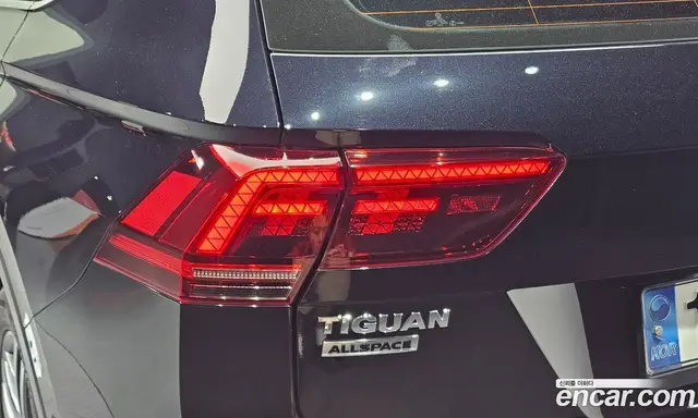 Volkswagen Tiguan 2020 2.0 автомат (гидро), миниатюра 8 Volkswagen Tiguan 2020 2.0 автомат (гидро), миниатюра 8