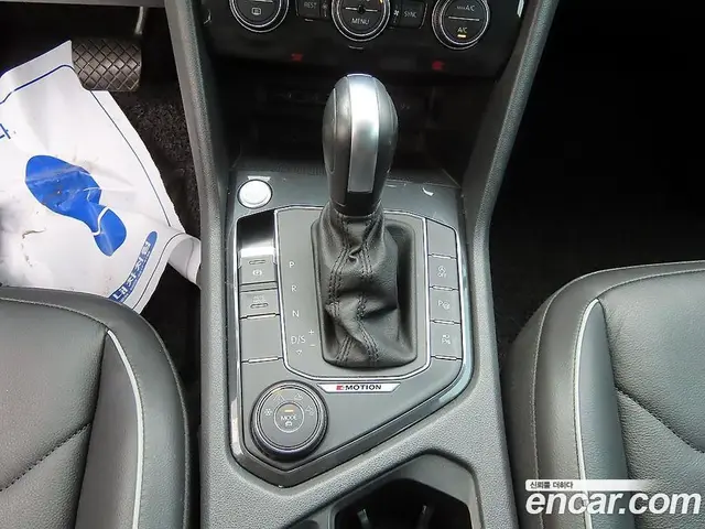 Volkswagen Tiguan 2020 2.0 автомат (гидро), миниатюра 11 Volkswagen Tiguan 2020 2.0 автомат (гидро), миниатюра 11