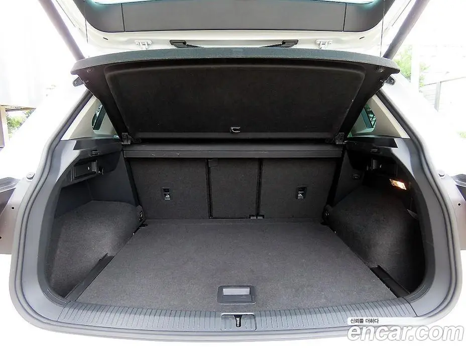 Volkswagen Tiguan 2020 2.0 автомат (гидро), фото 17 Volkswagen Tiguan 2020 2.0 автомат (гидро), фото 17