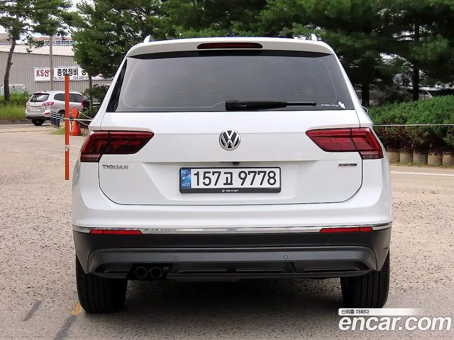 Volkswagen Tiguan 2020 2.0 автомат (гидро), фото 4 Volkswagen Tiguan 2020 2.0 автомат (гидро), фото 4