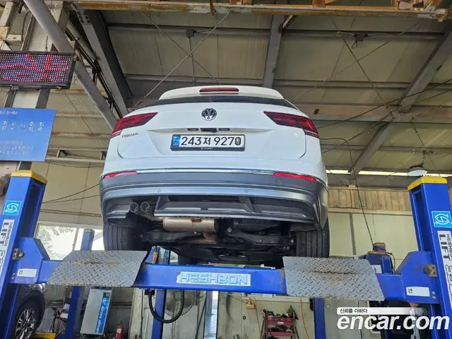 Volkswagen Tiguan 2020 2.0 автомат (гидро), миниатюра 2 Volkswagen Tiguan 2020 2.0 автомат (гидро), миниатюра 2