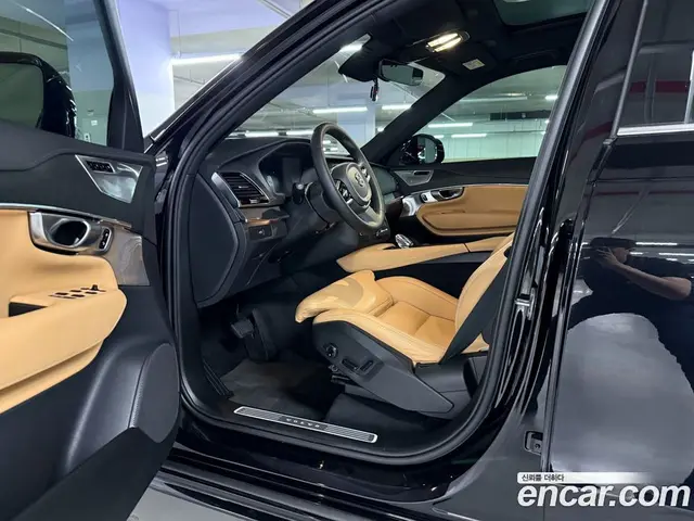 Volvo XC90 2023 2.0 автомат (гидро), миниатюра 10 Volvo XC90 2023 2.0 автомат (гидро), миниатюра 10