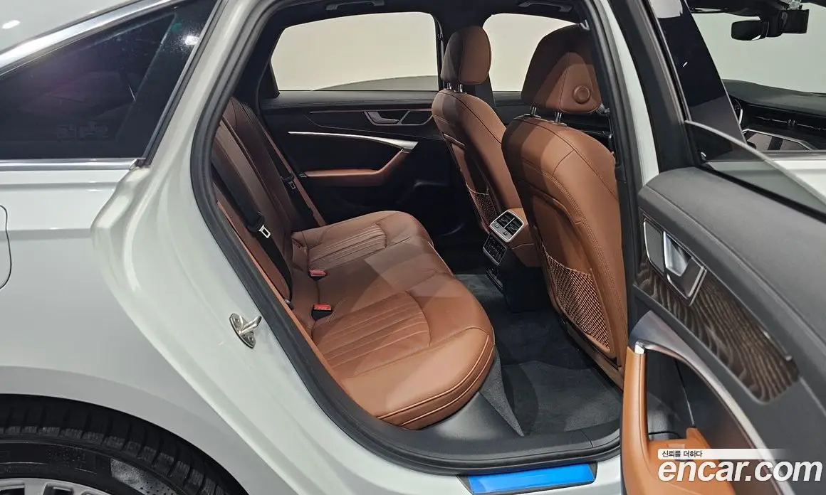 Audi A6 2020 2.0 автомат (гидро), фото 16 Audi A6 2020 2.0 автомат (гидро), фото 16