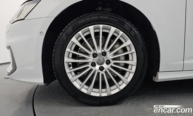 Audi A6 2020 2.0 автомат (гидро), миниатюра 4 Audi A6 2020 2.0 автомат (гидро), миниатюра 4