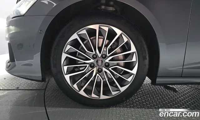 Audi A6 2025 2.0 автомат (гидро), миниатюра 5 Audi A6 2025 2.0 автомат (гидро), миниатюра 5
