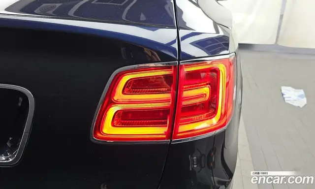 Bentley Bentayga 2019 4.0 автомат (гидро), миниатюра 9 Bentley Bentayga 2019 4.0 автомат (гидро), миниатюра 9
