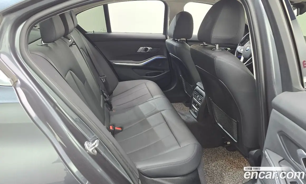 BMW 3 серия 2020 2.0 автомат (гидро), фото 25 BMW 3 серия 2020 2.0 автомат (гидро), фото 25