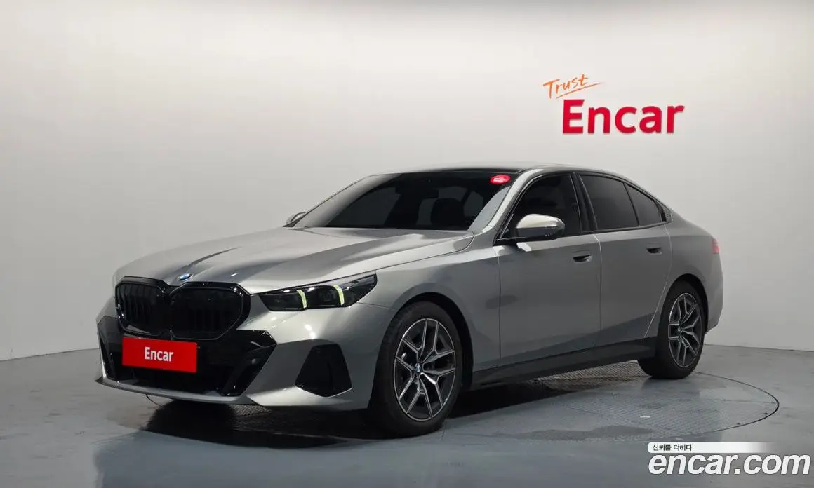 BMW 5 серия 2025 2.0 автомат (гидро), фото 1 BMW 5 серия 2025 2.0 автомат (гидро), фото 1