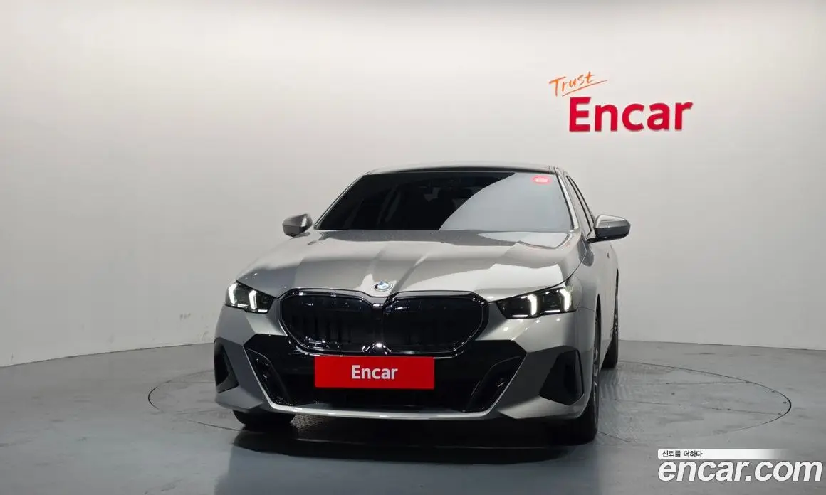 BMW 5 серия 2025 2.0 автомат (гидро), фото 3 BMW 5 серия 2025 2.0 автомат (гидро), фото 3
