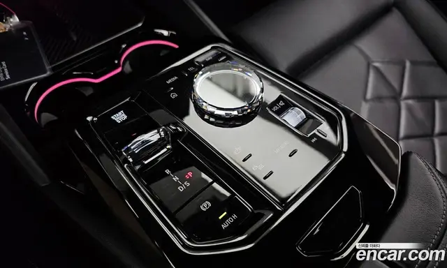 BMW 5 серия 2025 2.0 автомат (гидро), миниатюра 12