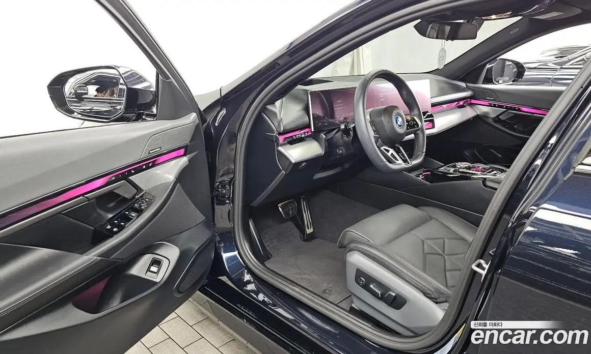 BMW 5 серия 2025 2.0 автомат (гидро), фото 13