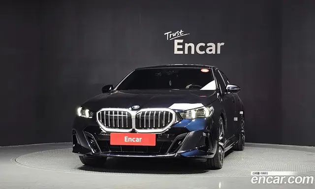 BMW 5 серия 2025 2.0 автомат (гидро), миниатюра 3
