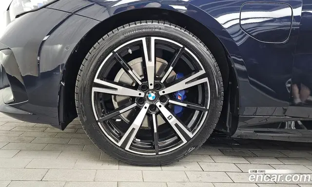BMW 5 серия 2025 2.0 автомат (гидро), миниатюра 5