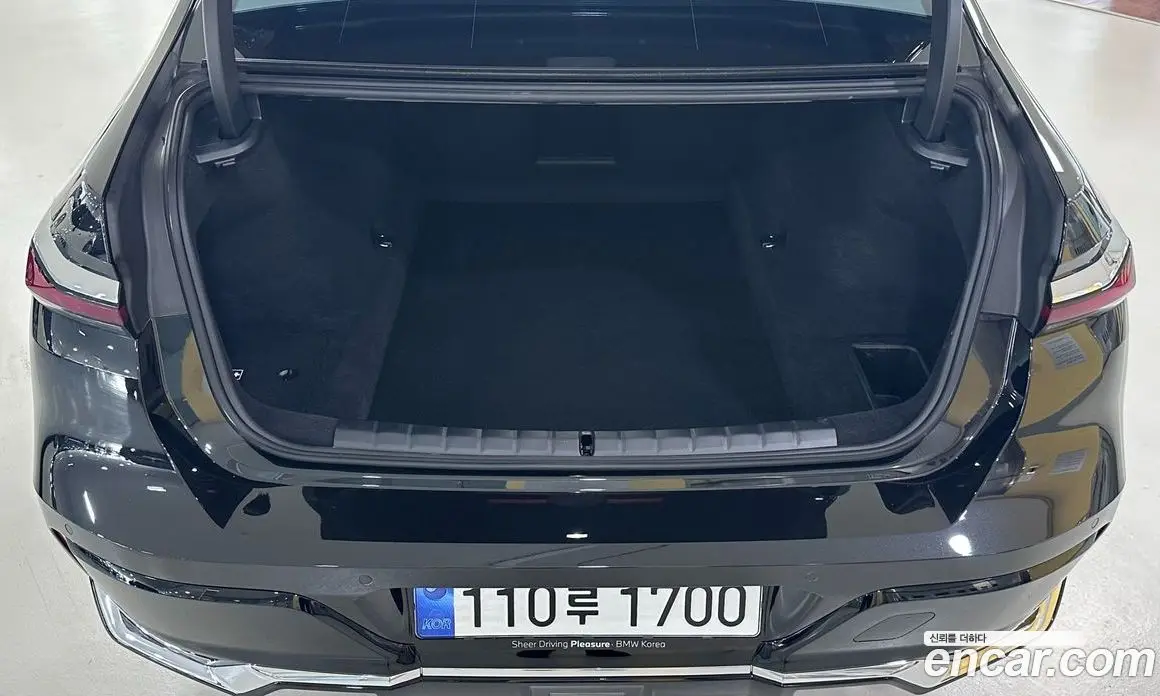 BMW 7 серия 2025 3.0 автомат (гидро), фото 19