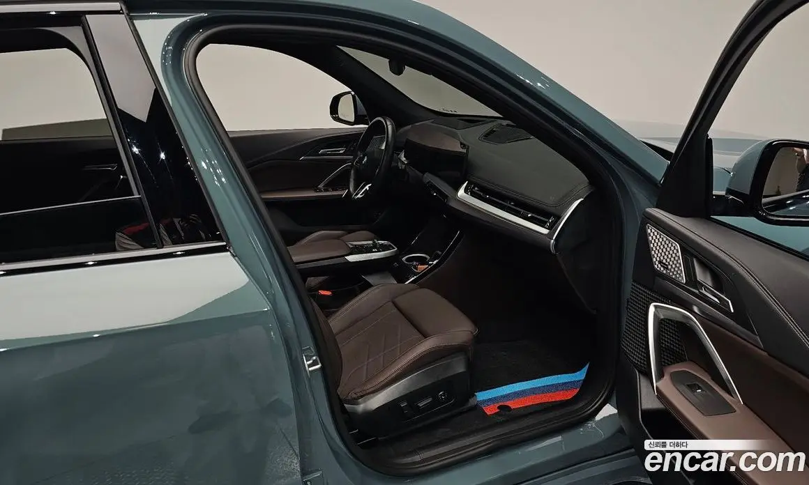 BMW iX1 2023 0.2 автомат (гидро), фото 16 BMW iX1 2023 0.2 автомат (гидро), фото 16