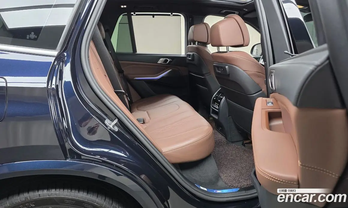 BMW X5 2022 3.0 автомат (гидро), фото 17