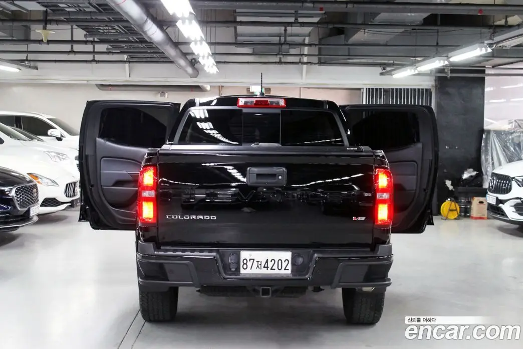 Chevrolet Colorado 2021 3.6 автомат (гидро), фото 17