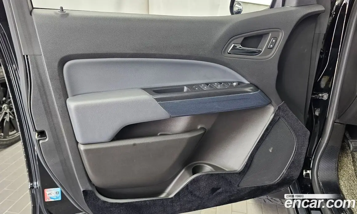 Chevrolet Colorado 2022 3.6 автомат (гидро), фото 14