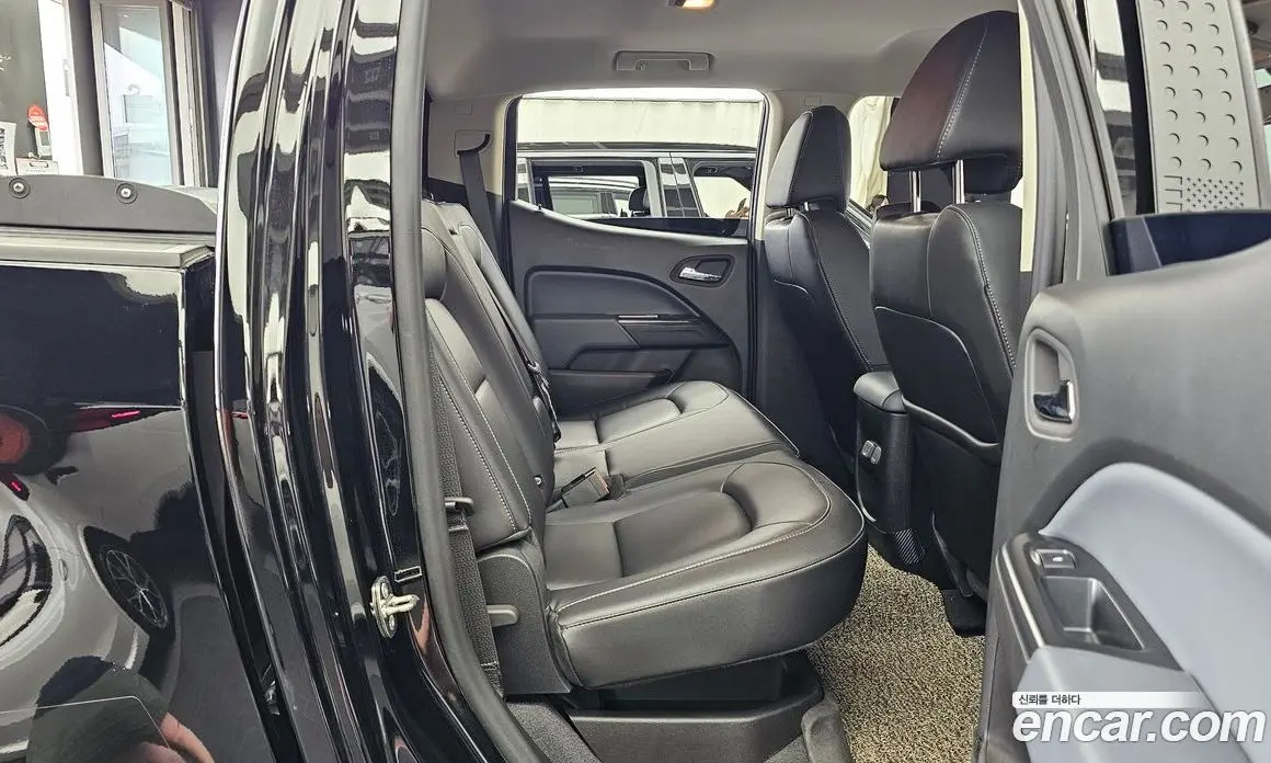 Chevrolet Colorado 2022 3.6 автомат (гидро), фото 18