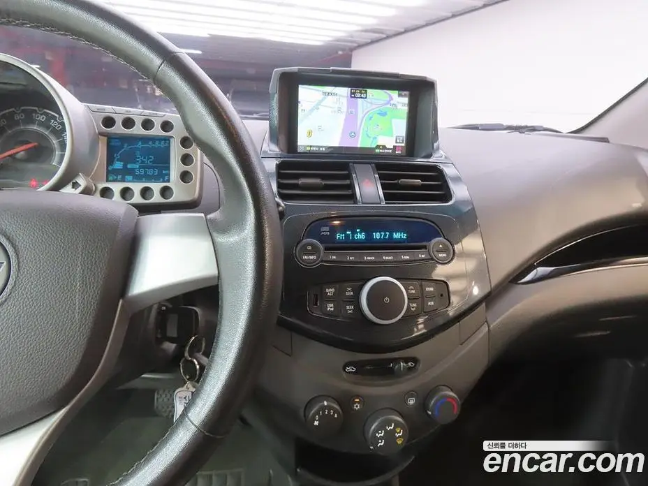 Chevrolet Spark 2011 1.0 автомат (гидро), фото 10 Chevrolet Spark 2011 1.0 автомат (гидро), фото 10