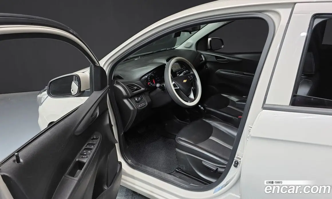 Chevrolet Spark 2018 1.0 автомат (гидро), фото 10 Chevrolet Spark 2018 1.0 автомат (гидро), фото 10