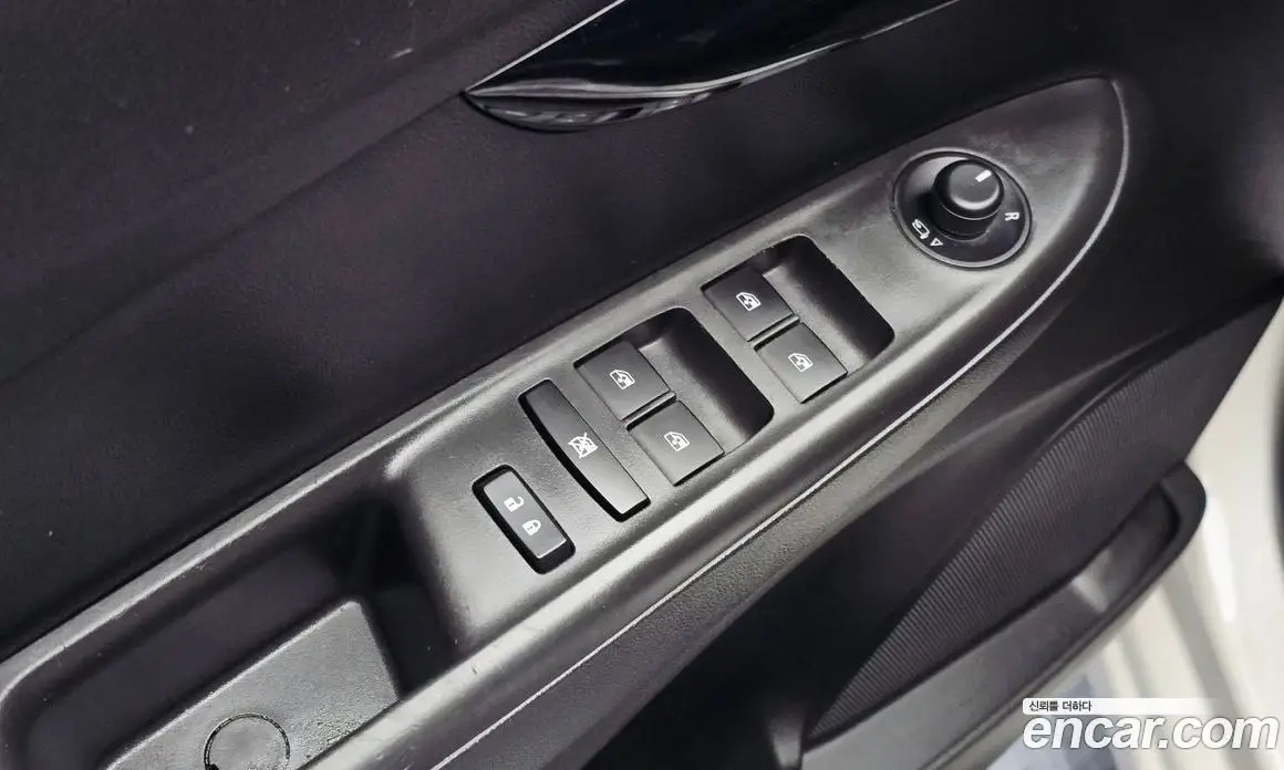 Chevrolet Spark 2019 1.0 автомат (гидро), фото 20