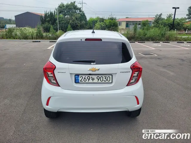 Chevrolet Spark 2022 1.0 автомат (гидро), миниатюра 5