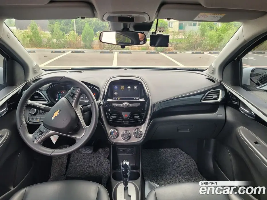 Chevrolet Spark 2022 1.0 автомат (гидро), фото 8