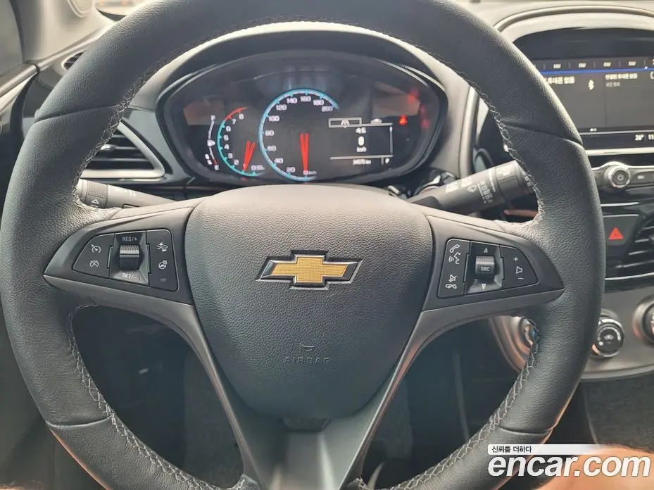 Chevrolet Spark 2022 1.0 автомат (гидро), фото 9