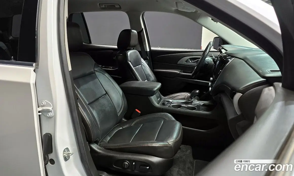Chevrolet Traverse 2019 3.6 автомат (гидро), фото 10 Chevrolet Traverse 2019 3.6 автомат (гидро), фото 10