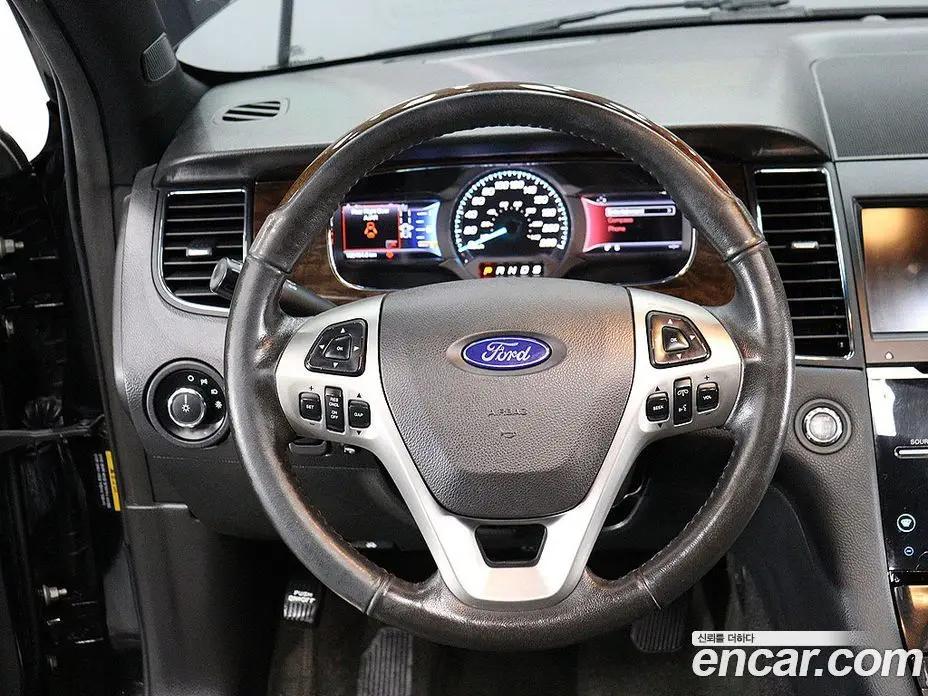 Ford Taurus 2016 2.0 автомат (гидро), фото 12 Ford Taurus 2016 2.0 автомат (гидро), фото 12