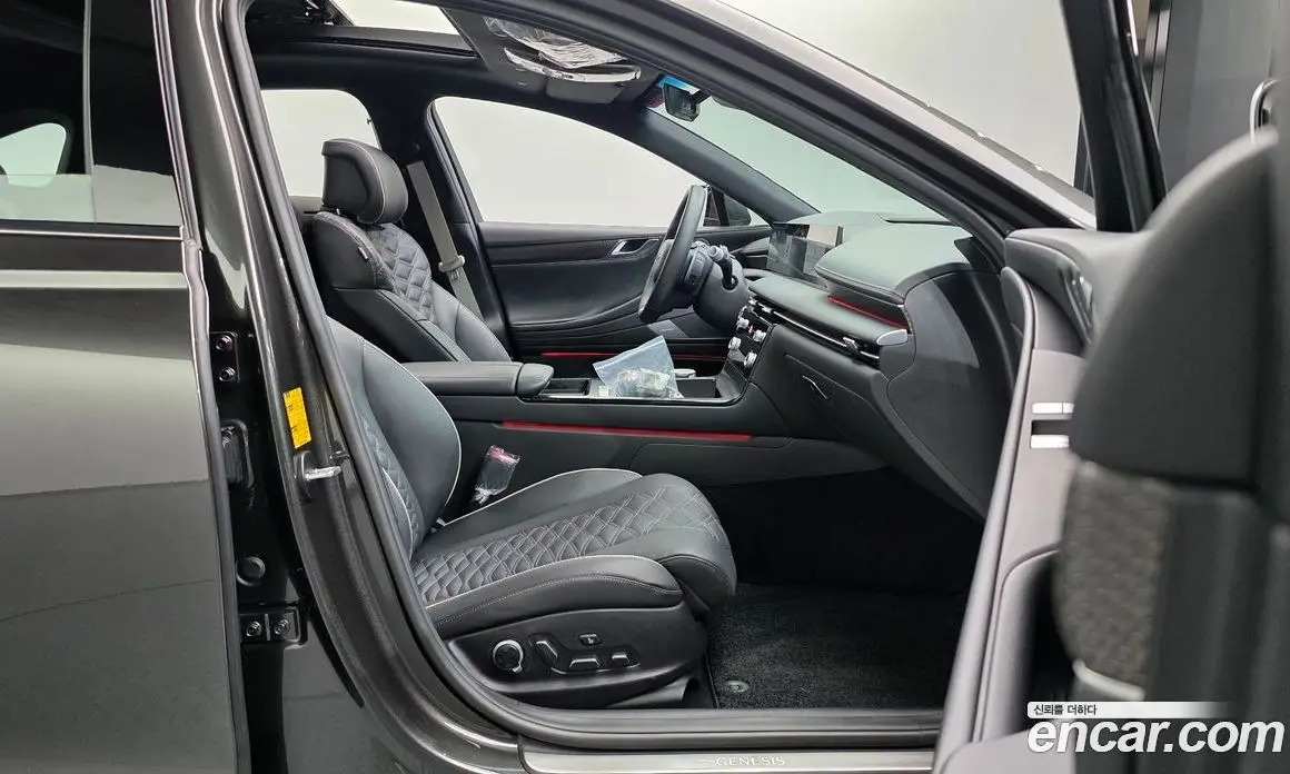 Genesis G80 2025 2.5 автомат (гидро), фото 15 Genesis G80 2025 2.5 автомат (гидро), фото 15