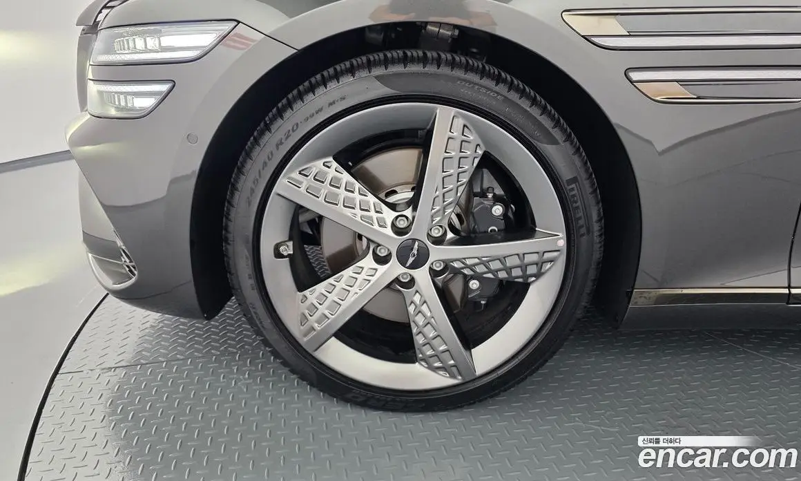 Genesis G80 2025 2.5 автомат (гидро), фото 4 Genesis G80 2025 2.5 автомат (гидро), фото 4