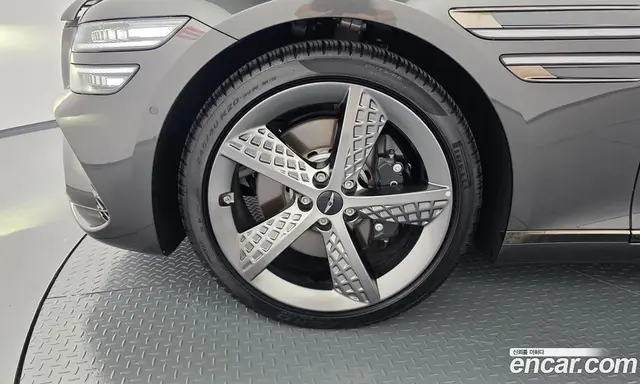 Genesis G80 2025 2.5 автомат (гидро), миниатюра 4 Genesis G80 2025 2.5 автомат (гидро), миниатюра 4