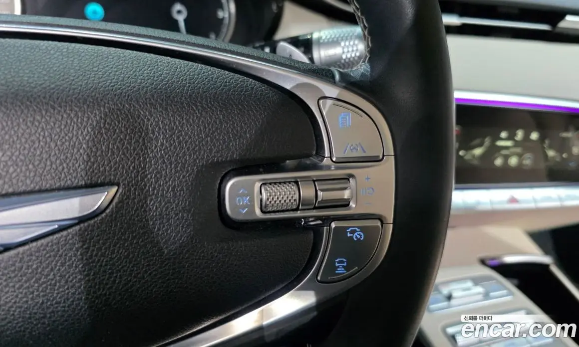 Genesis GV70 2021 2.2 автомат (гидро), фото 27 Genesis GV70 2021 2.2 автомат (гидро), фото 27