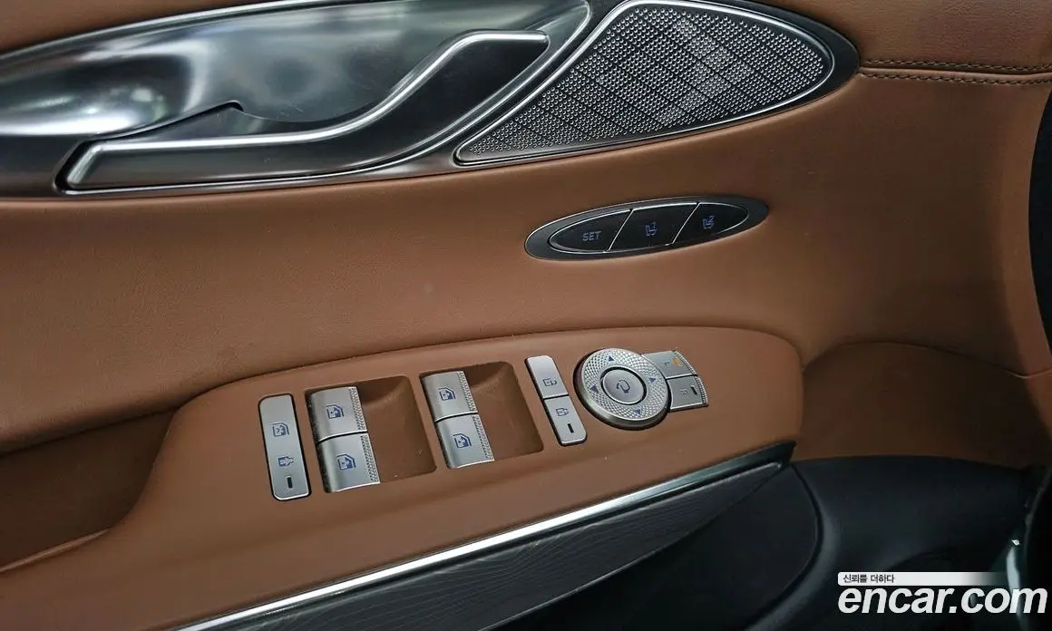 Genesis GV70 2021 2.5 автомат (гидро), фото 22