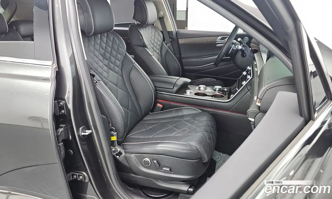 Genesis GV80 2023 3.5 автомат (гидро), фото 18