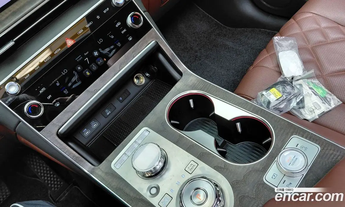 Genesis GV80 2024 3.5 автомат (гидро), фото 12 Genesis GV80 2024 3.5 автомат (гидро), фото 12