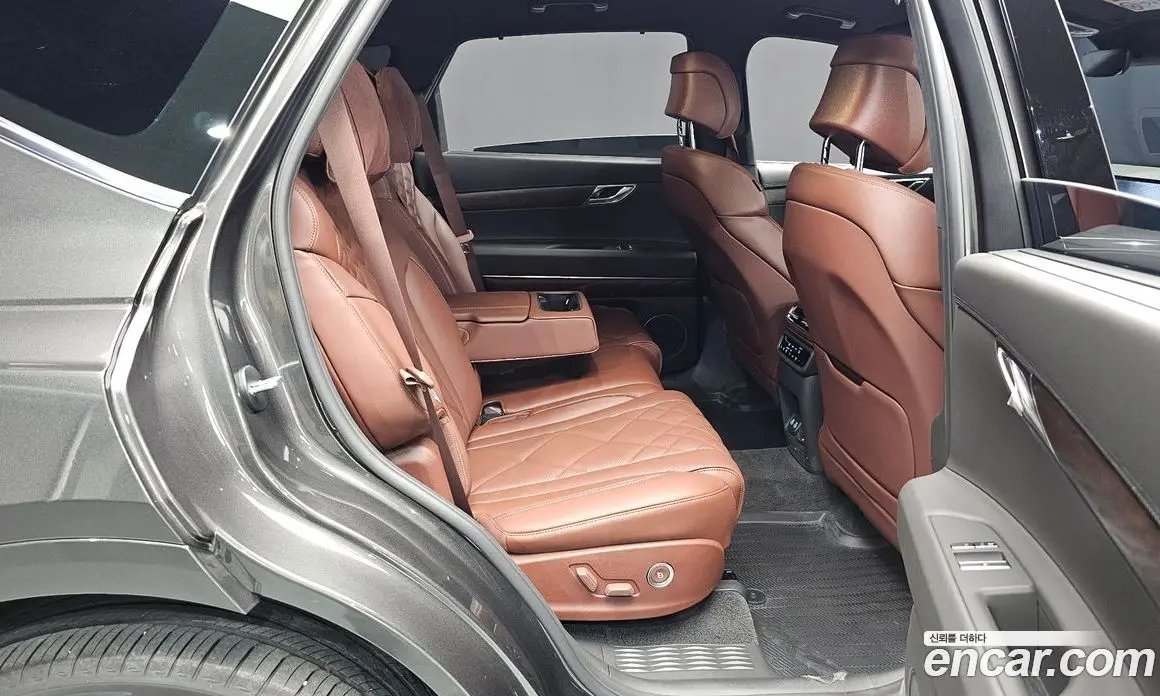 Genesis GV80 2024 2.5 автомат (гидро), фото 16 Genesis GV80 2024 2.5 автомат (гидро), фото 16